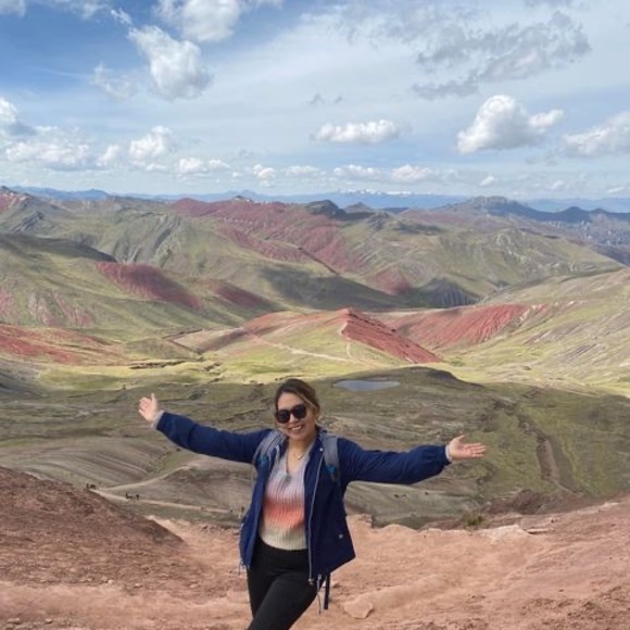 Meet your Posher, Cindy - Picture 1 of 1